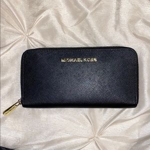 michael kors wallet